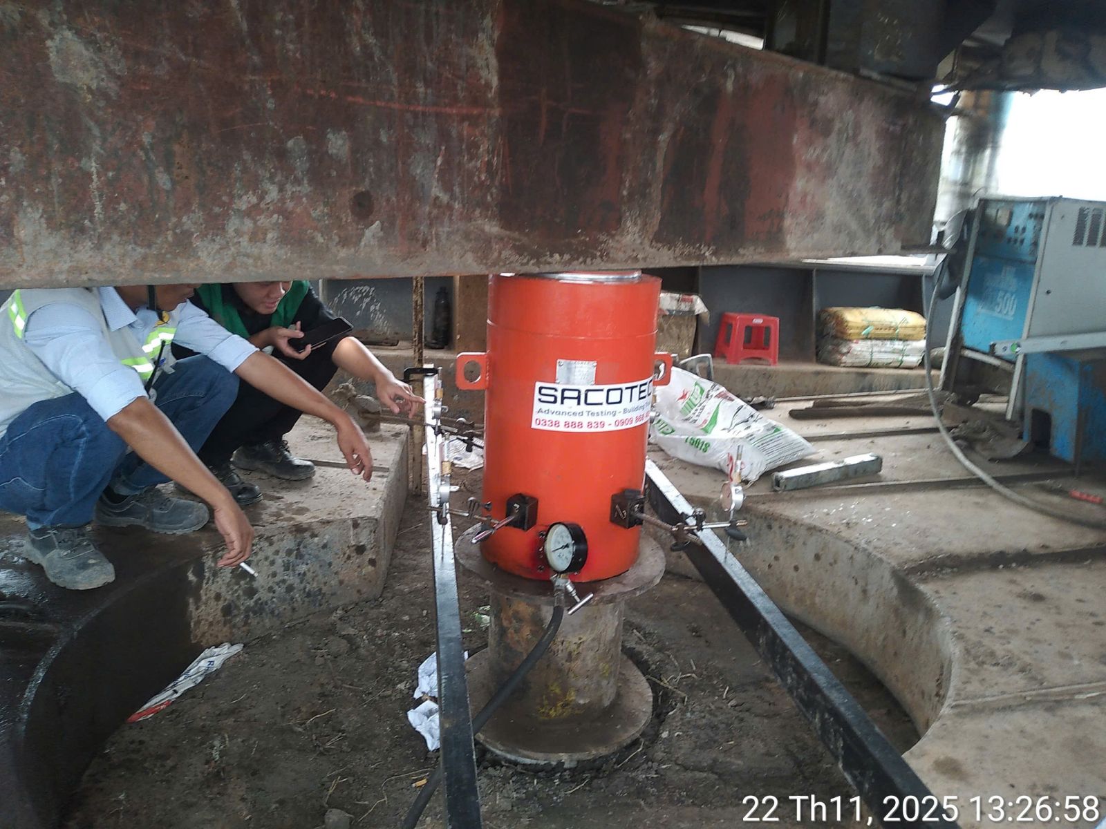 NHÀ MÁY SẢN XUẤT TH NEW MATERIAL VIỆT NAM - NÉN TĨNH CỌC